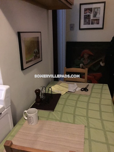 Somerville 1 Bed 1 Bath SOMERVILLE  Spring Hill - $2,250