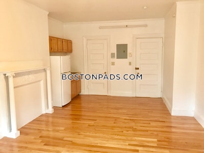 Brookline 0 Bed 1 Bath BROOKLINE- LONGWOOD AREA $2,195  Longwood Area - $2,295