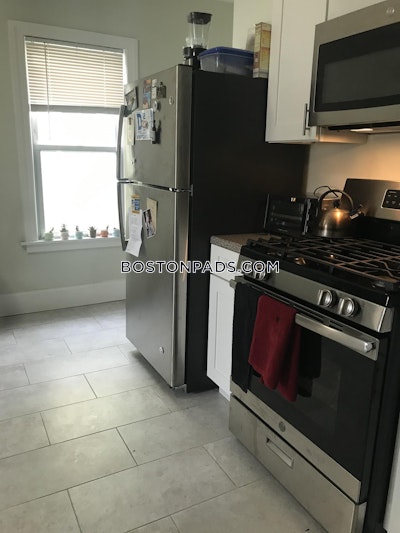 Somerville 4 Bed 1 Bath SOMERVILLE  Winter Hill - $3,985 No Fee