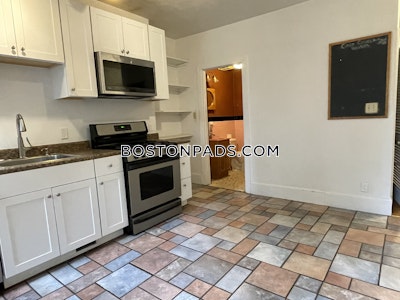 Mission Hill 5 Bed, 2.5 Bath Unit Boston - $9,000