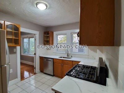 Jamaica Plain 3 Beds 1 Bath Boston - $3,500 50% Fee