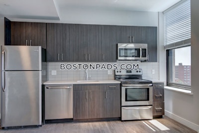 Lynn 2 Bed 2 Bath LYNN $2,100 - $2,750