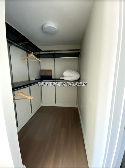 Back Bay 1 Bed 1 Bath BOSTON Boston - $4,806