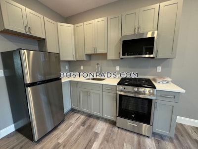 Revere 1 Bed 1 Bath - $2,300