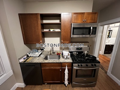 Mission Hill 4 Beds 1 Bath Boston - $6,400