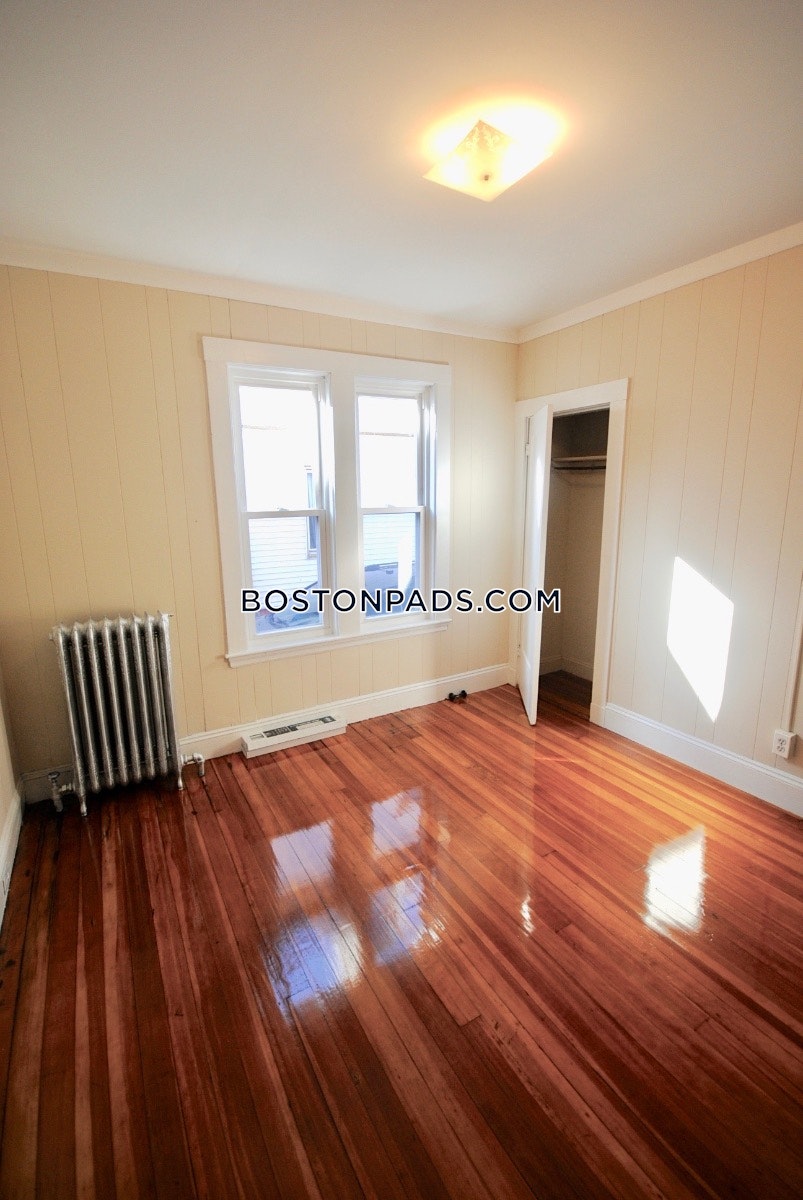 Dorchester South Boston Border Apartment For Rent 4 Bedrooms 2 Baths Boston 3 000
