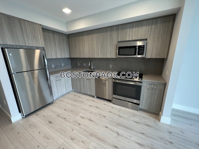 Revere Apartment for rent 1 Bedroom 1 Bath - $2,485